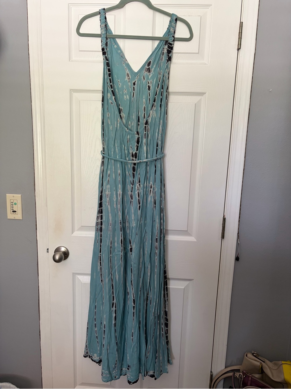Women’s V-Neck Maxi Dress Tie-Dyed - Picture 5 of 13